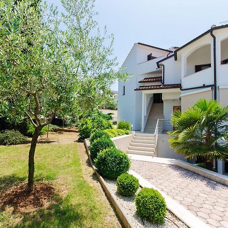 Apartments Gloria Vrsar Ngoại thất bức ảnh