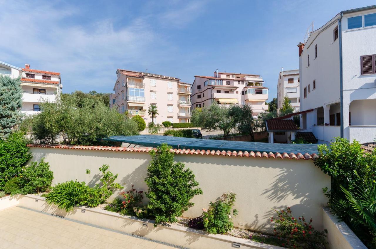 Apartments Gloria Vrsar Ngoại thất bức ảnh