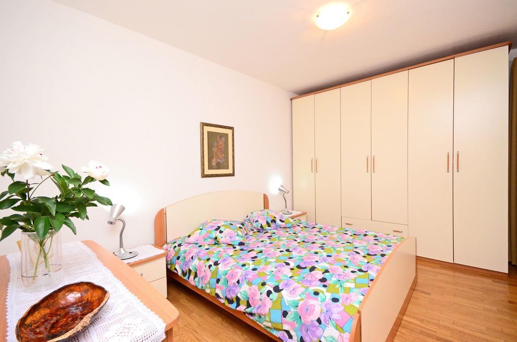 Apartments Gloria Vrsar Ngoại thất bức ảnh
