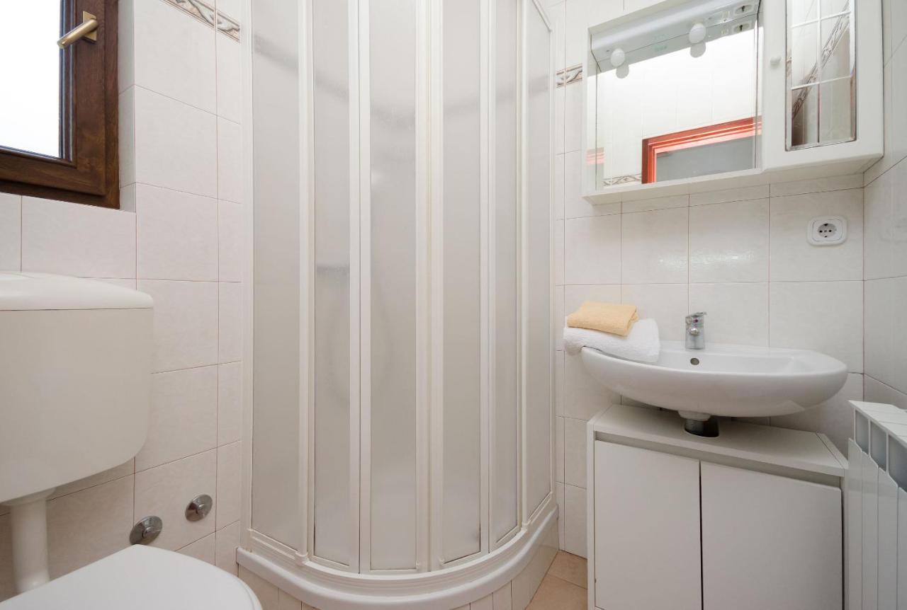 Apartments Gloria Vrsar Ngoại thất bức ảnh